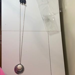 Silver/white crackle stone necklace and earrings